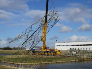 Hoogspanningsmast onderdeel 6 ton