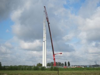 Plaatsen mast randstad 380KV